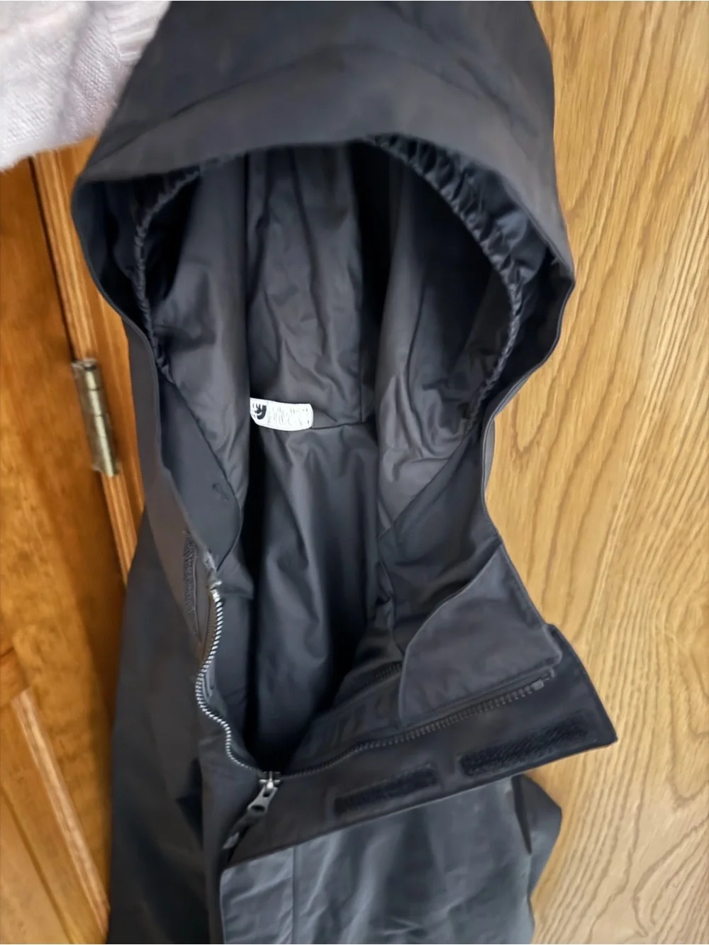 The North Face Black Hooded Raincoat Jacket Boys XL 18-20